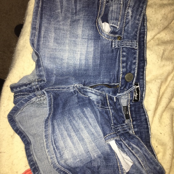 9-13 Clothes - Picture 2 of 8